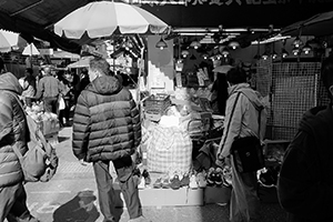 Street scene at the junction of Kweilin Street and Ki Lung Street, Sham Shui Po, 8 February 2016