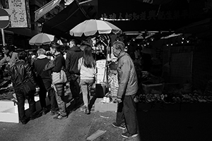 Street scene at the junction of Kweilin Street and Ki Lung Street, Sham Shui Po, 8 February 2016