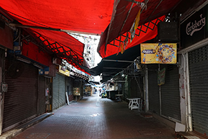 Street scene, Kim Shin Lane, Cheung Sha Wan, 8 February 2016