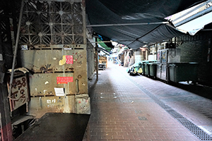 Street scene, Kim Shin Lane, Cheung Sha Wan, 8 February 2016