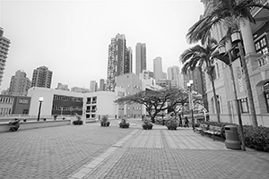 Outside the Main Building, Univeristy of Hong Kong, Pokfulam, 2 February 2016