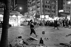 Street performance by a juggler at the junction of Bonham Strand and Morrison Street, Sheung Wan, 4 February 2016