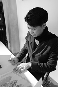 Kwan Sheung Chi, at the opening of his exhibition, Nan Fung Tower, Central, 21 March 2016
