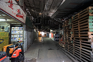 Yau Ma Tei Fruit Market, Shek Lung Street, 28 March 2016