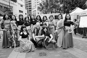 Dancers and musicians, Bonham Strand, Sheung Wan, 5 March 2016
