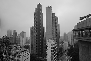 A view towards Sai Ying Pun from the University of Hong Kong campus, 13 April 2016