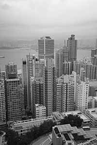 A view towards Shek Tong Tsui from the HKU campus, 19 April 2016