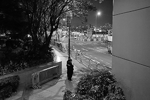 Police on standby on the occasion of Jiang Dejiang's visit to Hong Kong, Wanchai, 18 May 2016.
