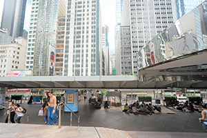 Overhead walkway from Sheung Wan to Central, near Exchange Square, 22 May 2016