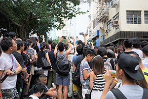 Free outdoor music performance by singer Denise Ho, Po Hing Fong, Tai Ping Shan, 19 June 2016