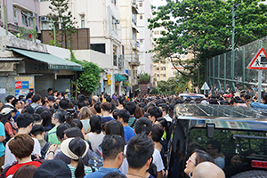Free outdoor music performance by singer Denise Ho, Po Hing Fong, Tai Ping Shan, 19 June 2016