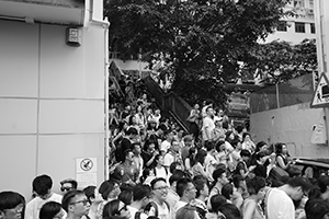 Free outdoor music performance by singer Denise Ho, Po Hing Fong, Tai Ping Shan, 19 June 2016