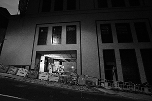New building under construction, Western Street, Sai Ying Pun, 13 July 2016