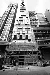 Building under construction, Queen's Road West, Sheung Wan, 21 August 2016
