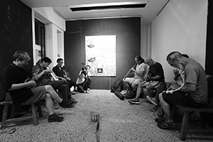 Jam session in Sin Sin Fine Art, Sai Street, Tai Ping Shan, 10 September 2016
