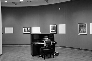 Xu Xi at the piano, University Museum and Art Gallery, HKU, Pokfulam, 13 September 2016