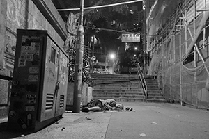 Street sleeper, Ladder Street, Sheung Wan, 15 September 2016