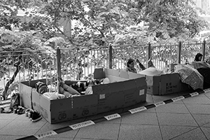 Foreign domestic helpers gathering on their rest day, Central, 4 September 2016