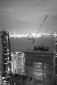 Construction site at 33 Des Voeux Road West,  Sheung Wan, 1 November 2016