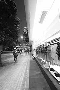 Connaught Road Central, Sheung Wan, 13 April 2017