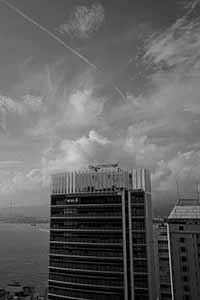 Aircraft vapour trail, Sheung Wan, 24 August 2017