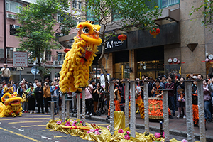 Lion dance, Minden Avenue, Tsim Sha Tsui, 9 February 2019