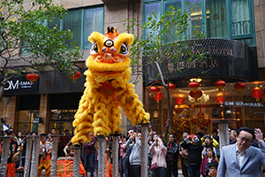 Lion dance, Minden Avenue, Tsim Sha Tsui, 9 February 2019