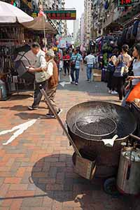 Street scene, Sham Shui Po, 19 March 2019