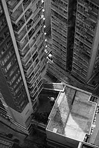 Shadow and light on a roof, Sheung Wan, 11 March 2019