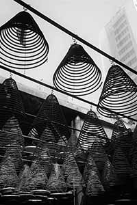 Incense coils, Tin Hau Temple, Yau Ma Tei, 11 May 2019