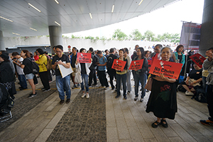 Anti-extradition bill protest, in the area outside the Legislative Council entrance, Admiralty, 4 May 2019