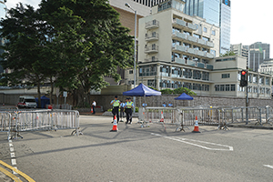 Police line on Tim Wa Avenue, 20 June 2019