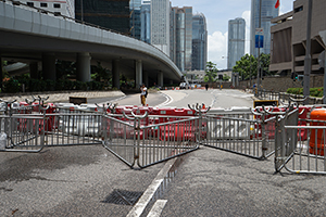 Barricade on Harcourt Road, Admiralty, 21 June 2019