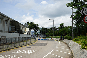 Roadblock on Performing Arts Avenue, Admiralty, 21 June 2019