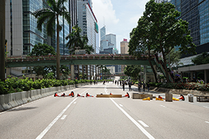 Roadblock on Gloucester Road, Wanchai, 21 June 2019