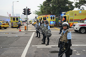Police line and ambulances on Fenwick Pier Street, Wanchai, 12 June 2019