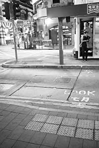 Tram stop on Des Voeux Road Central, Sheung Wan, 13 June 2019