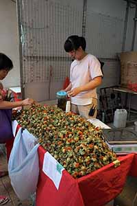 Stall selling dried flowers for herbal tea, Sai Ying Pun, 16 June 2019