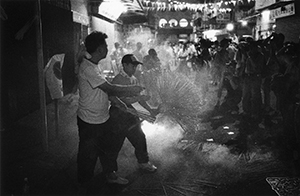 Tai Hang Fire Dragon, Tai Hang, 22 September 2001