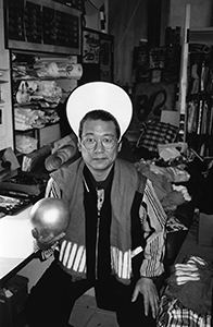 Kwok Mang Ho in his studio at the Cattle Depot Artist Village, To Kwa Wan, 23 March 2002