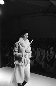 Agnès B. Fall/Winter 2002 Fashion Show, Tsim Sha Tsui, 6 May 2002