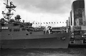 U.S. warship at Ocean Terminal, Tsim Sha Tsui, 6 June 2002