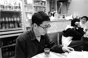 Visiting curator from Beijing, Zhang Zhaohui, after a talk he gave at Videotage, Cattle Depot Artist Village, 27 March 2004