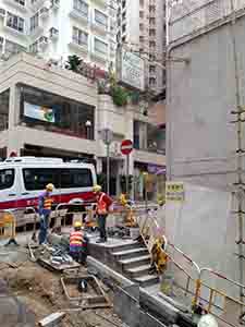 Construction on Centre Street, Sai Ying Pun, 21 November 2013