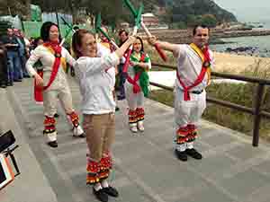 Morris dancers at Mui Wo, 16 March 2014