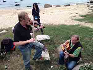 Jamming on the beach at Mui Wo, 16 March 2014