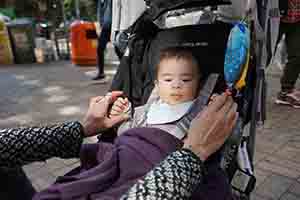 Baby in a stroller, Tin Hau, 18 December 2016