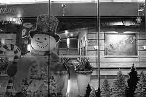 Christmas decorations in the foyer of Cosco Tower, Wing Lok Street, Sheung Wan, 9 December 2016