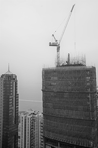 Building under construction at 33 Des Voeux Road West, Sheung Wan, 11 January 2017
