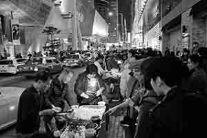 Lunar new year market hawker stalls, Mongkok, 28 January 2017